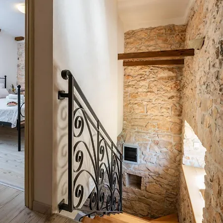 House Brnistra Villa *