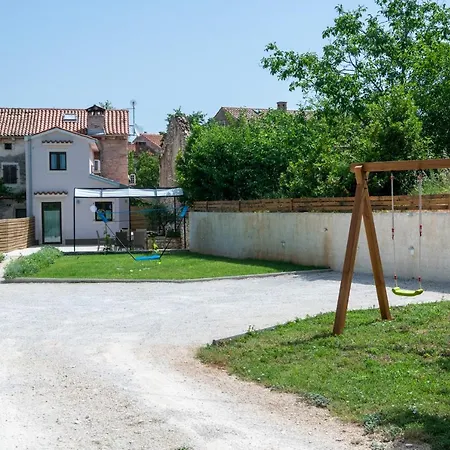 House Brnistra Villa *